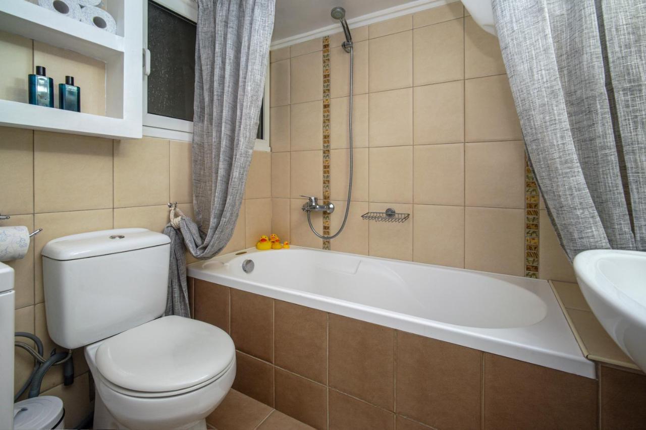 Luxury Apartments Zeas بيرايوس المظهر الخارجي الصورة